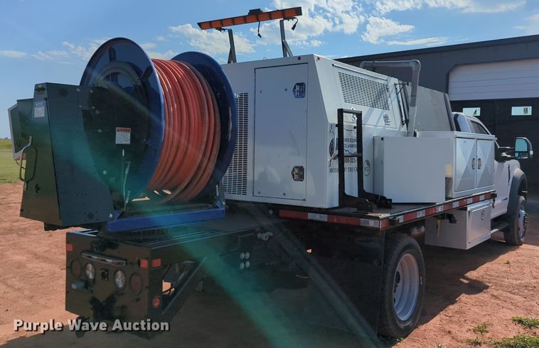 image for item MX9358 2017  Ford F550 Super Duty XL  sewer jetter truck