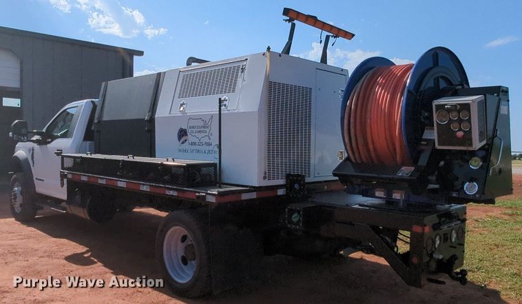 image for item MX9358 2017  Ford F550 Super Duty XL  sewer jetter truck