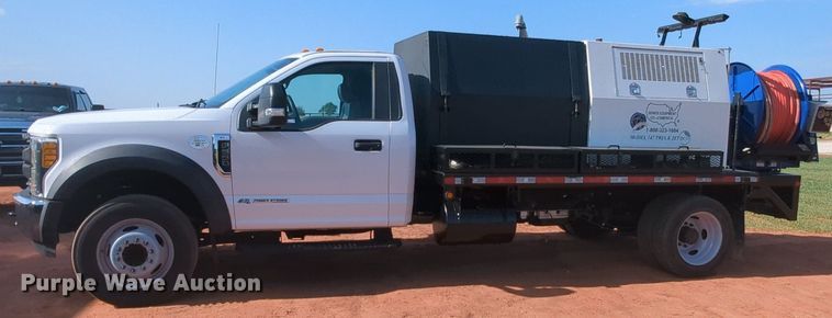 image for item MX9358 2017  Ford F550 Super Duty XL  sewer jetter truck