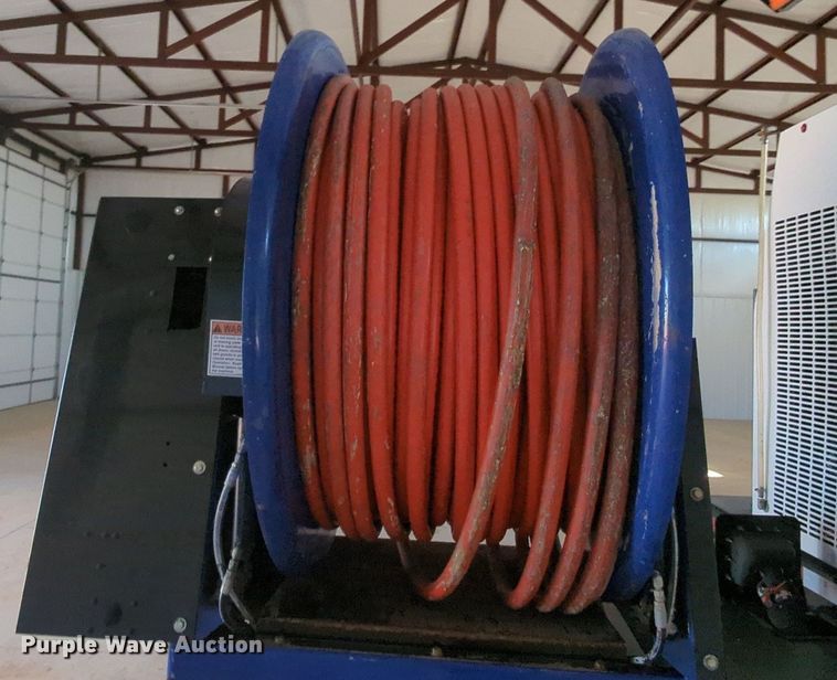 image for item MX9358 2017  Ford F550 Super Duty XL  sewer jetter truck