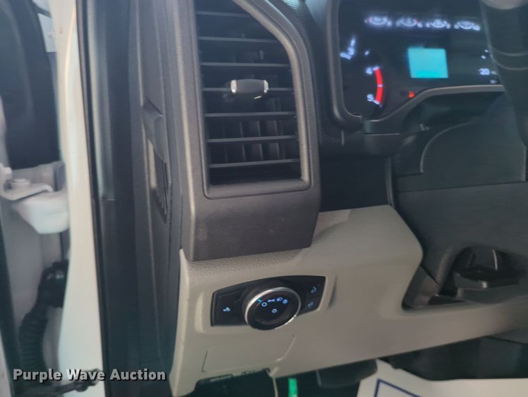 image for item MX9358 2017  Ford F550 Super Duty XL  sewer jetter truck