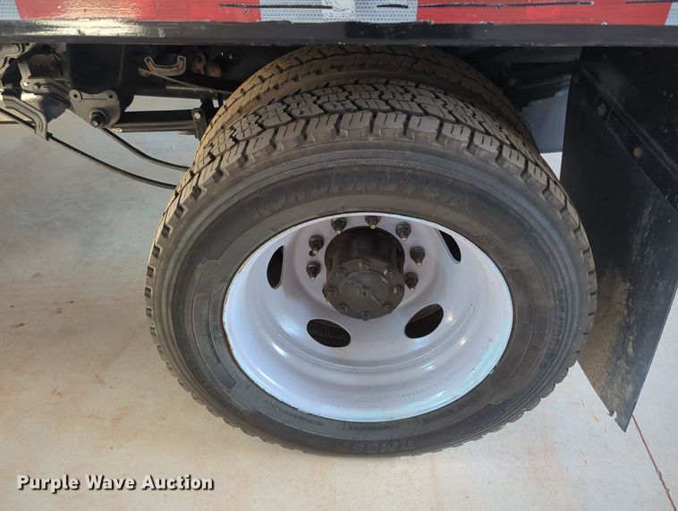 image for item MX9358 2017  Ford F550 Super Duty XL  sewer jetter truck