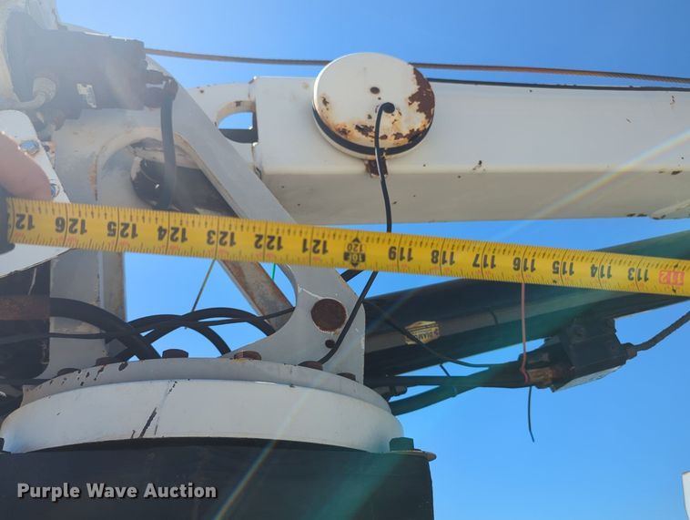 image for item MX9359 2000 Ford F650 Super Duty  utility / service truck