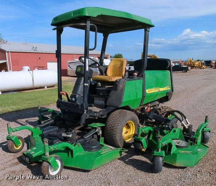 image for item MY9897 John Deere 1600 Turbo  lawn mower