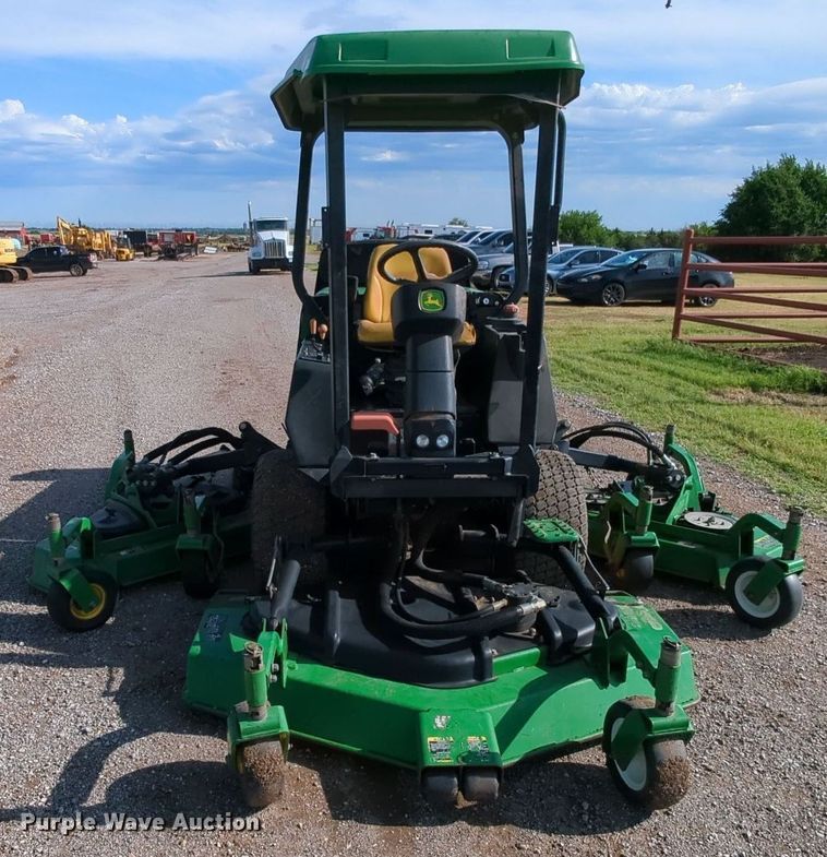 image for item MY9897 John Deere 1600 Turbo  lawn mower
