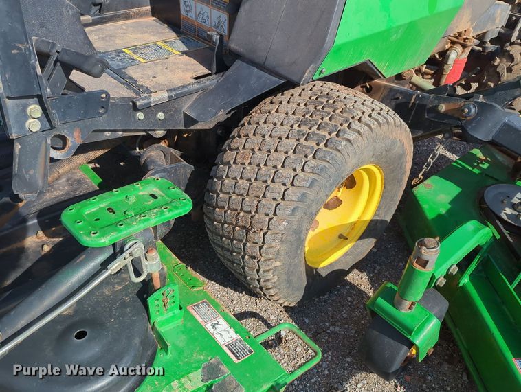 image for item MY9897 John Deere 1600 Turbo  lawn mower