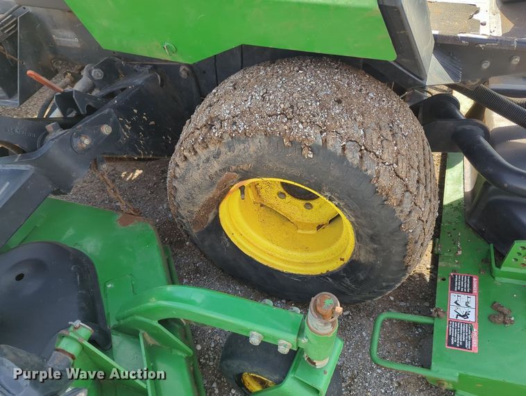 image for item MY9897 John Deere 1600 Turbo  lawn mower