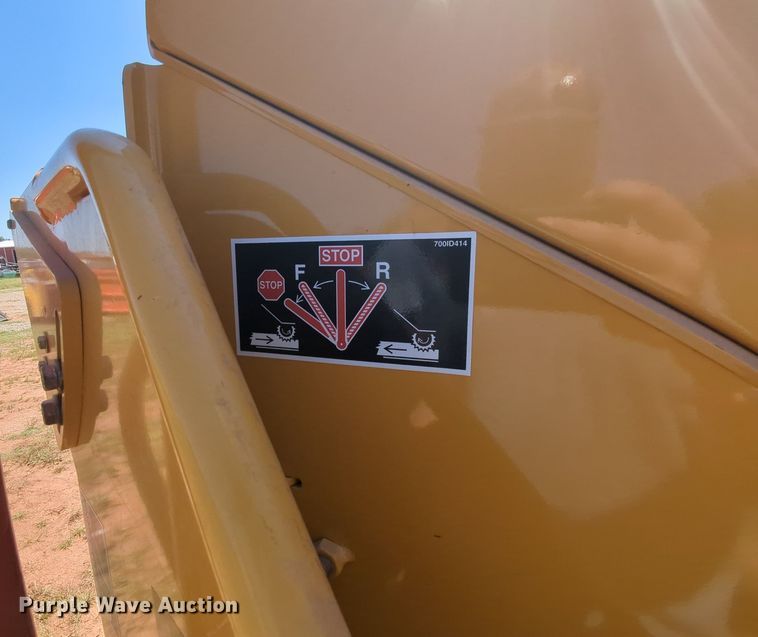 image for item MY9905 2010 Vermeer BC1000XL  wood chipper