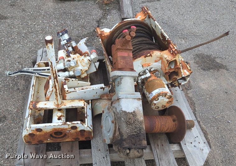 image for item MY9908 Winch