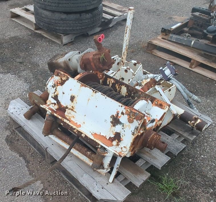 image for item MY9908 Winch