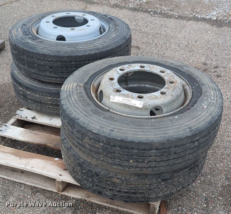 image for item MY9909 (4) Triangle TR687 215/75R17.5 tires and wheels
