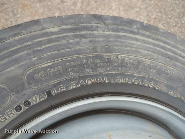 image for item MY9909 (4) Triangle TR687 215/75R17.5 tires and wheels