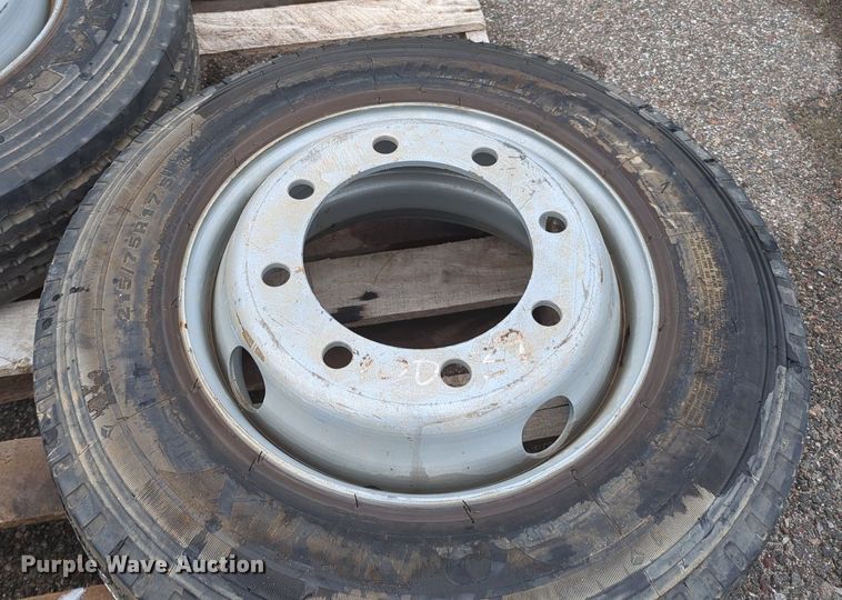 image for item MY9909 (4) Triangle TR687 215/75R17.5 tires and wheels