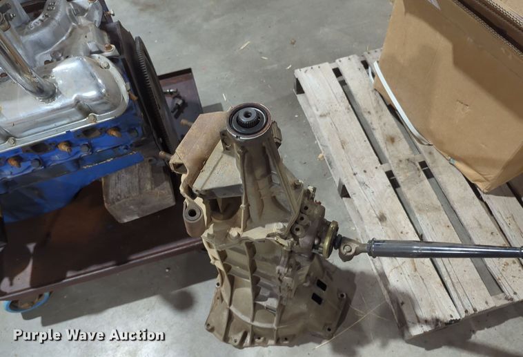 image for item MY9915 Ford  engine