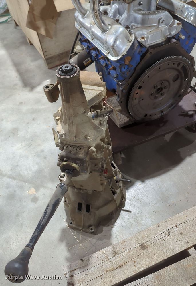 image for item MY9915 Ford  engine