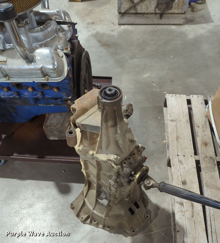 image for item MY9915 Ford  engine