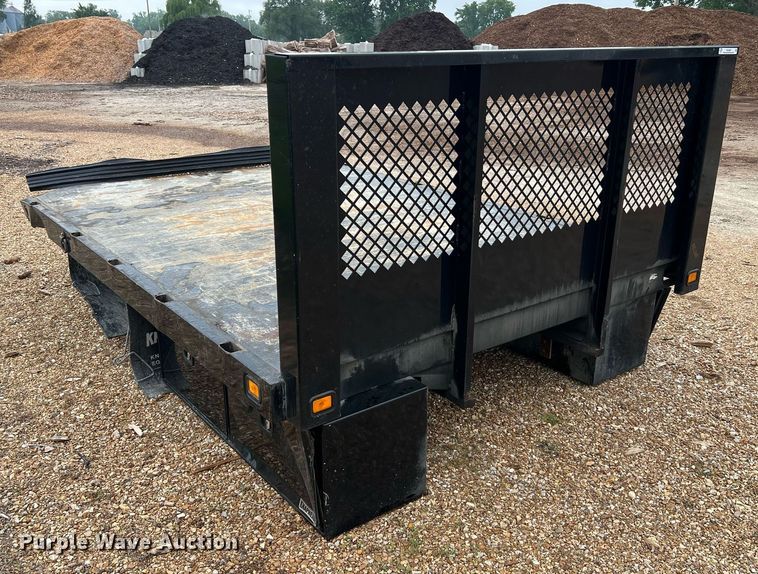 image for item NA9081 Knapheide PVMXS-113C  flatbed