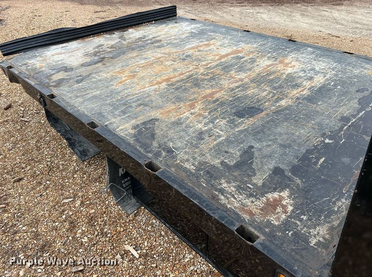 image for item NA9081 Knapheide PVMXS-113C  flatbed