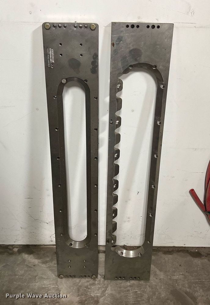 image for item NA9101 Centroid A560XL   CNC machine