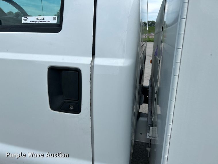 image for item NL9395 2011 Ford F550 Super Duty  utility / service truck