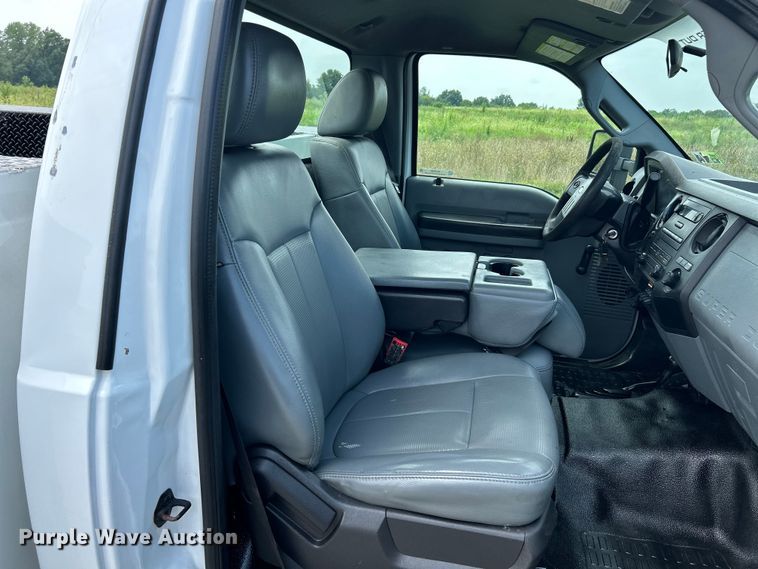image for item NL9395 2011 Ford F550 Super Duty  utility / service truck