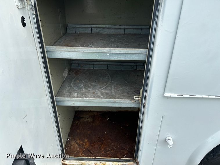 image for item NL9395 2011 Ford F550 Super Duty  utility / service truck