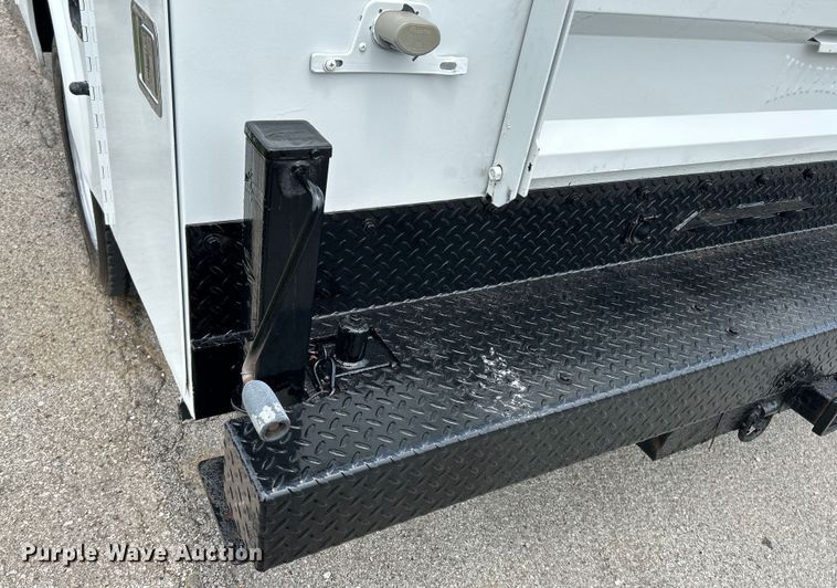 image for item NL9395 2011 Ford F550 Super Duty  utility / service truck