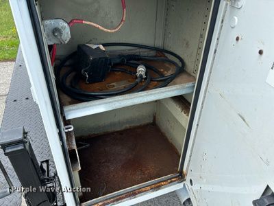 image for item NL9395 2011 Ford F550 Super Duty  utility / service truck