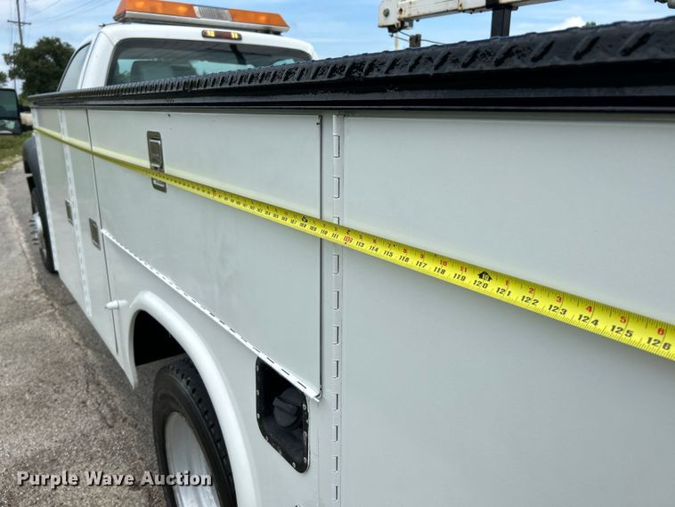 image for item NL9395 2011 Ford F550 Super Duty  utility / service truck