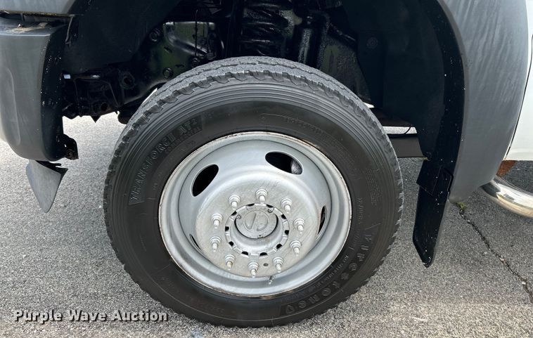 image for item NL9395 2011 Ford F550 Super Duty  utility / service truck