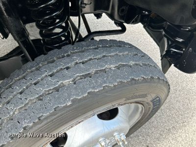 image for item NL9395 2011 Ford F550 Super Duty  utility / service truck