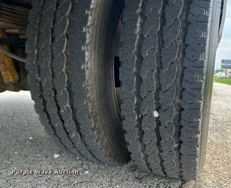 image for item NL9395 2011 Ford F550 Super Duty  utility / service truck