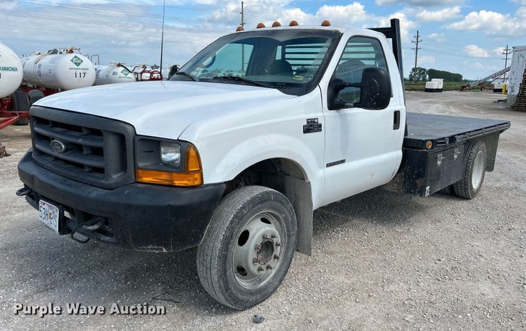 image for item NL9402 2000 Ford F450 Super Duty XL  flatbed truck