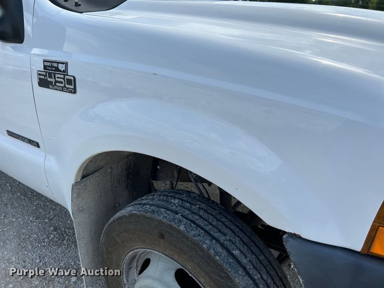 image for item NL9402 2000 Ford F450 Super Duty XL  flatbed truck