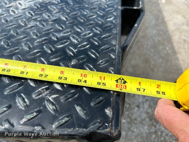 image for item NL9402 2000 Ford F450 Super Duty XL  flatbed truck