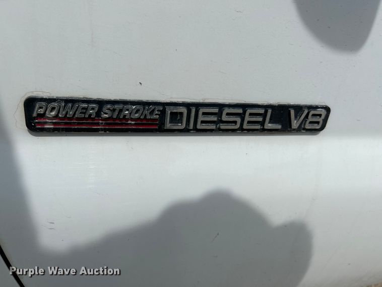 image for item NL9402 2000 Ford F450 Super Duty XL  flatbed truck