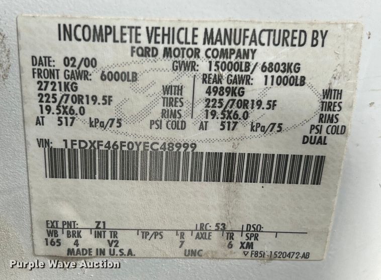 image for item NL9402 2000 Ford F450 Super Duty XL  flatbed truck