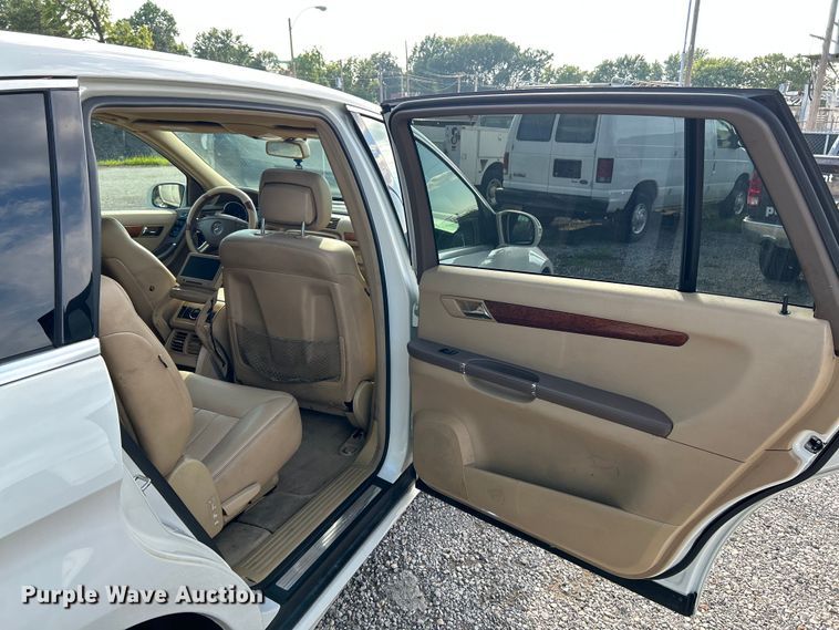 image for item NL9406 2008 Mercedes Benz R350  SUV