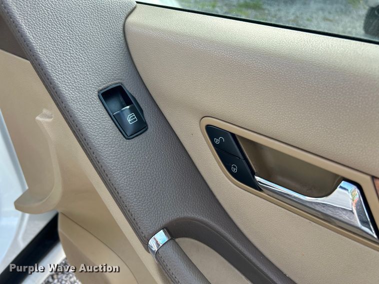 image for item NL9406 2008 Mercedes Benz R350  SUV