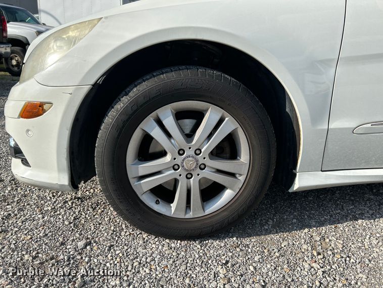 image for item NL9406 2008 Mercedes Benz R350  SUV