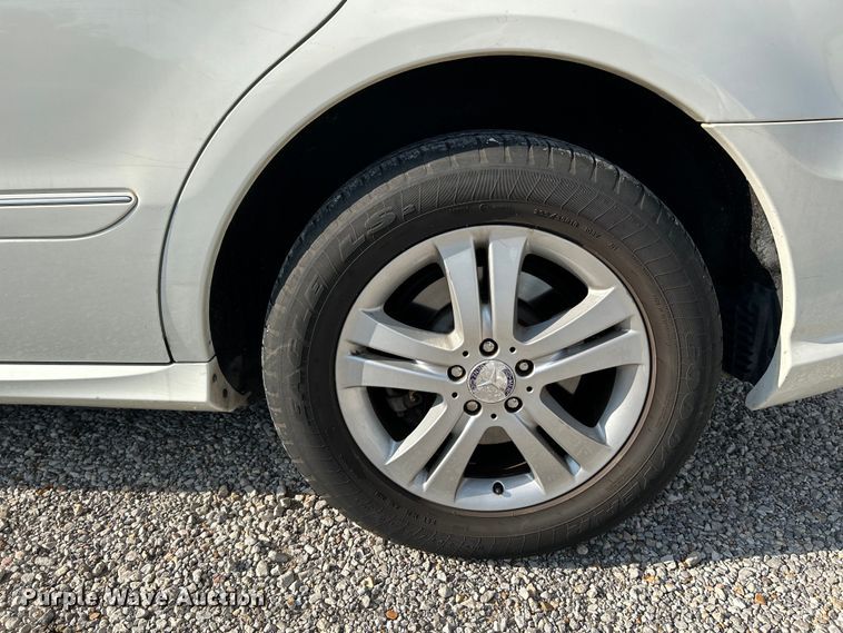 image for item NL9406 2008 Mercedes Benz R350  SUV