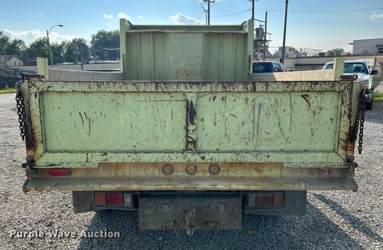 image for item NL9407 2002 GMC W4500  dump truck