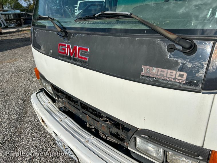 image for item NL9407 2002 GMC W4500  dump truck