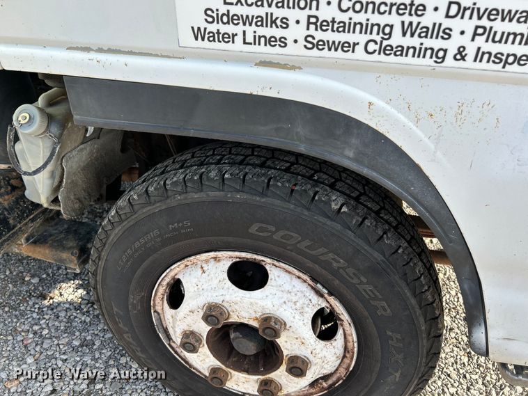 image for item NL9407 2002 GMC W4500  dump truck