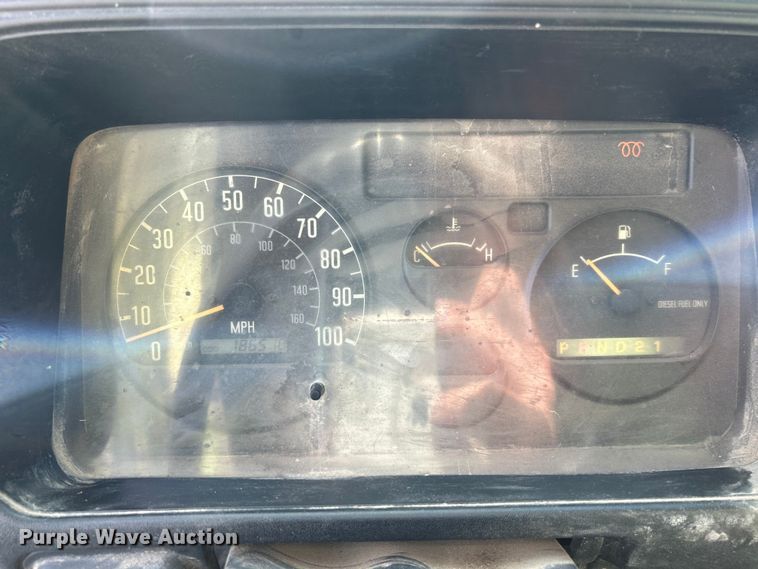 image for item NL9407 2002 GMC W4500  dump truck