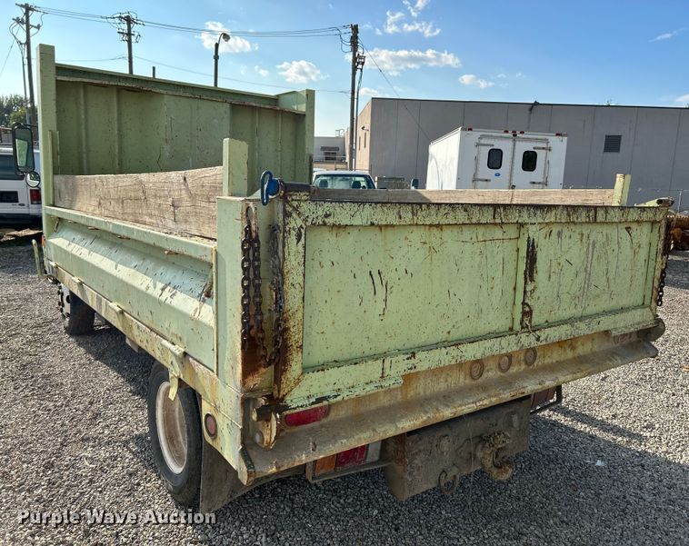 image for item NL9407 2002 GMC W4500  dump truck