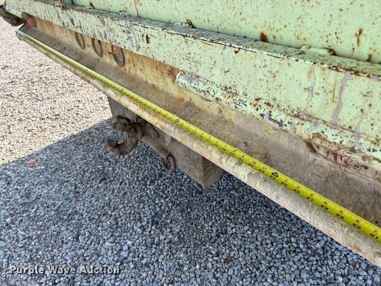 image for item NL9407 2002 GMC W4500  dump truck