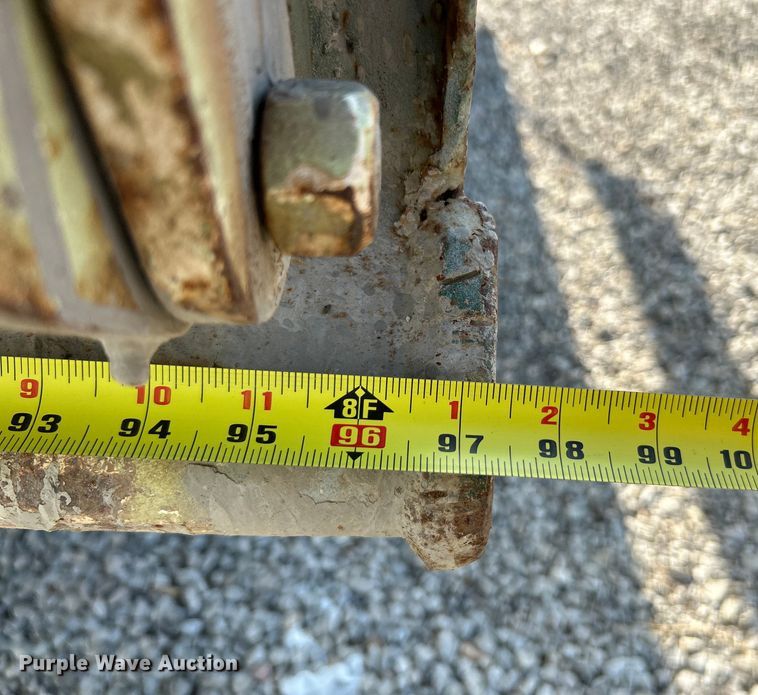 image for item NL9407 2002 GMC W4500  dump truck