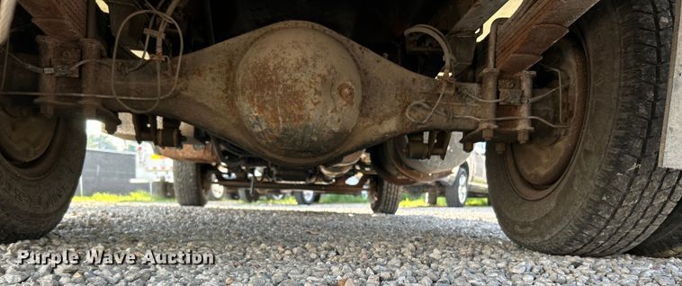 image for item NL9407 2002 GMC W4500  dump truck