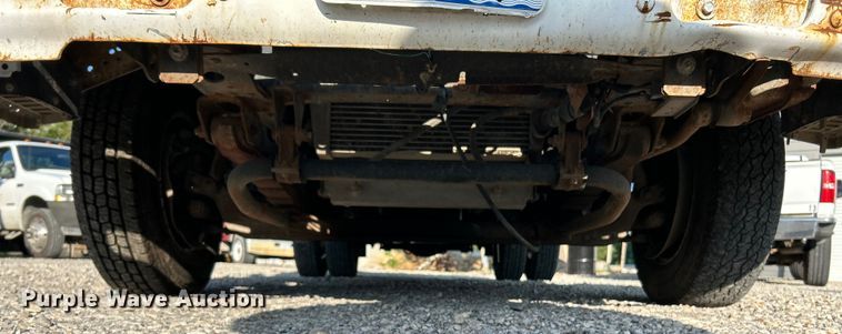 image for item NL9407 2002 GMC W4500  dump truck